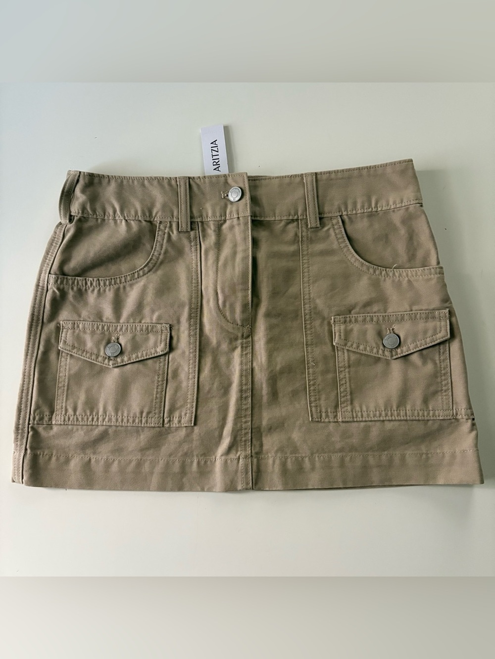 NWT Aritzia Sunday Best Kaya Cargo Skirt Size 6